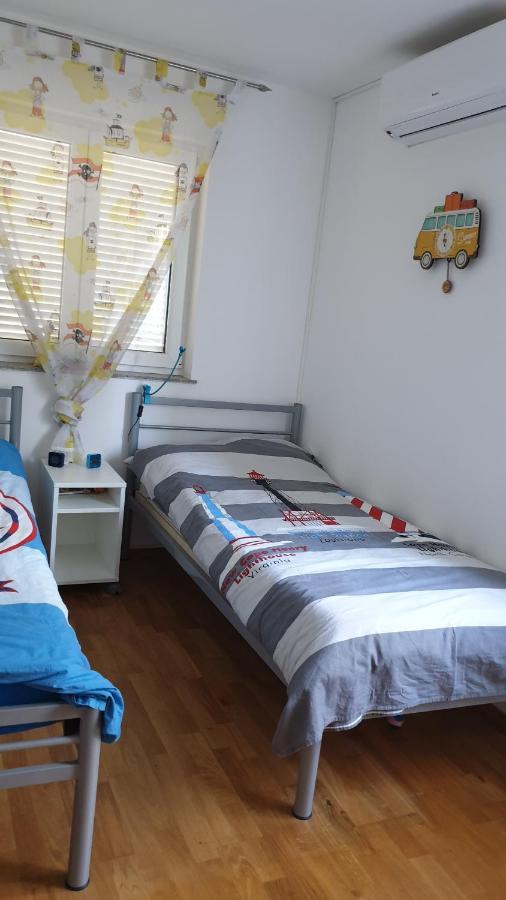 Beachfront Apartmant Veli Novi Vinodolski Extérieur photo